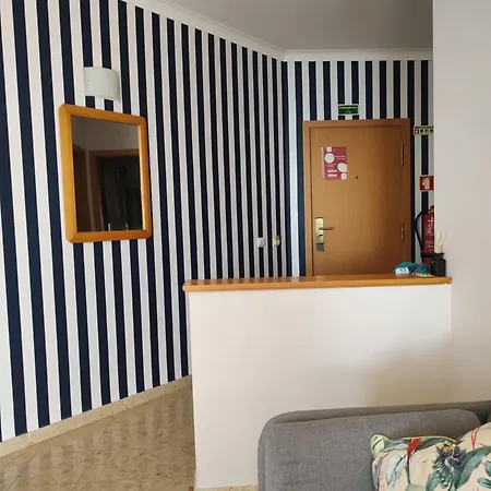 T1 Vista Mar 1311 Apartamento *